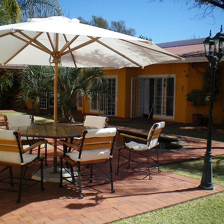 Casa Piccolo Hotel Windhoek Exterior photo