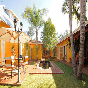 Casa Piccolo Hotel Windhoek Exterior photo