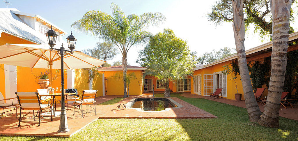 Casa Piccolo Hotel Windhoek Exterior photo